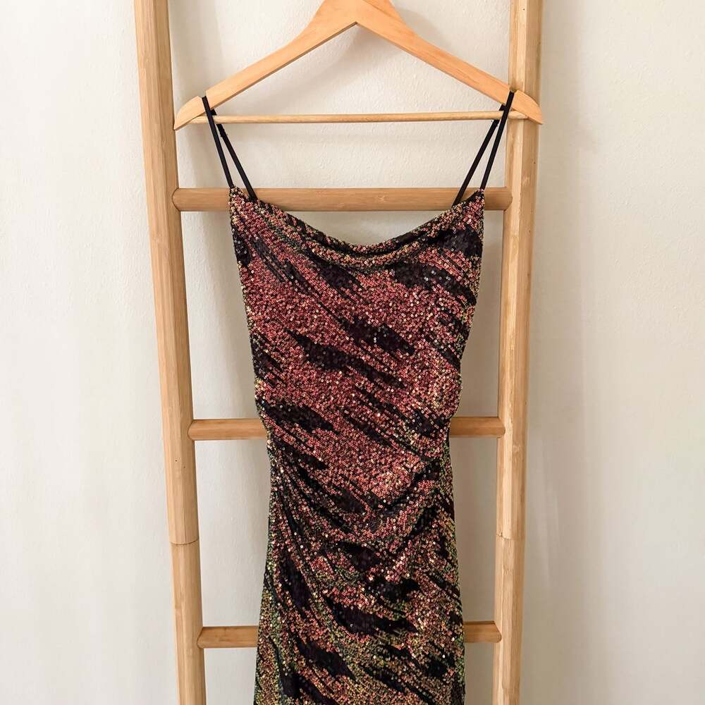 ASTR The Label Hollywood Dress S Black Pink Multi Sequin Midi Slip Party - Picture 3 of 12